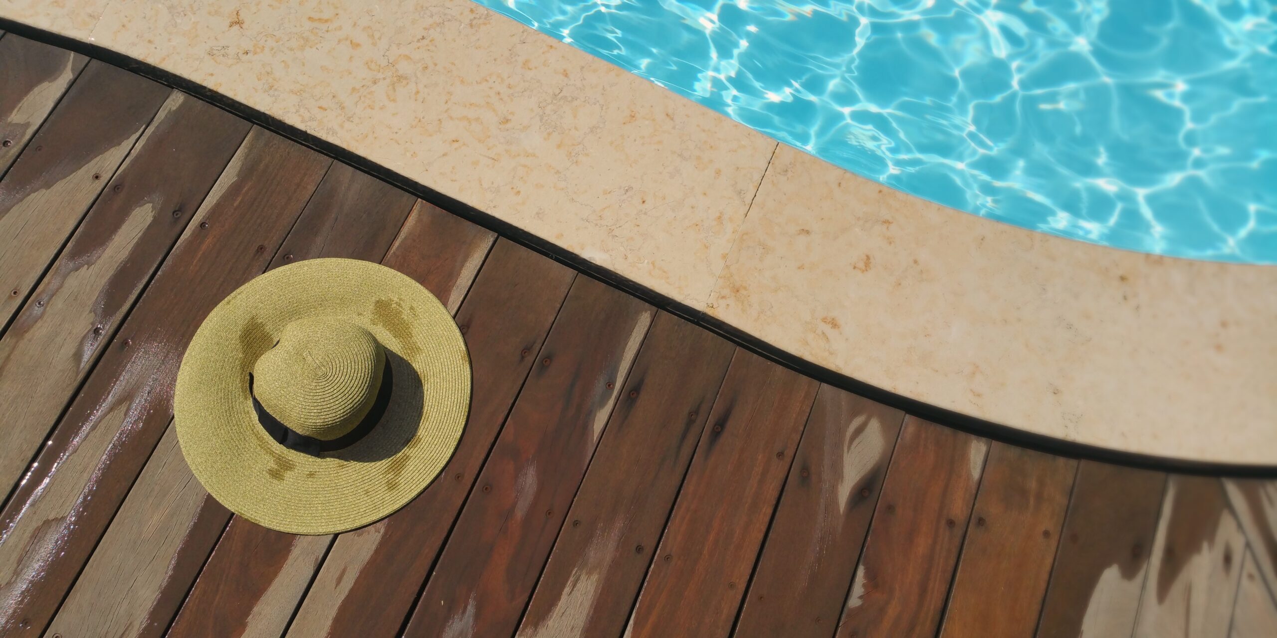 Consejos para el mantenimiento de la piscina en la temporada otoño-invierno Consejos para el mantenimiento de la piscina en la temporada otoño-invierno