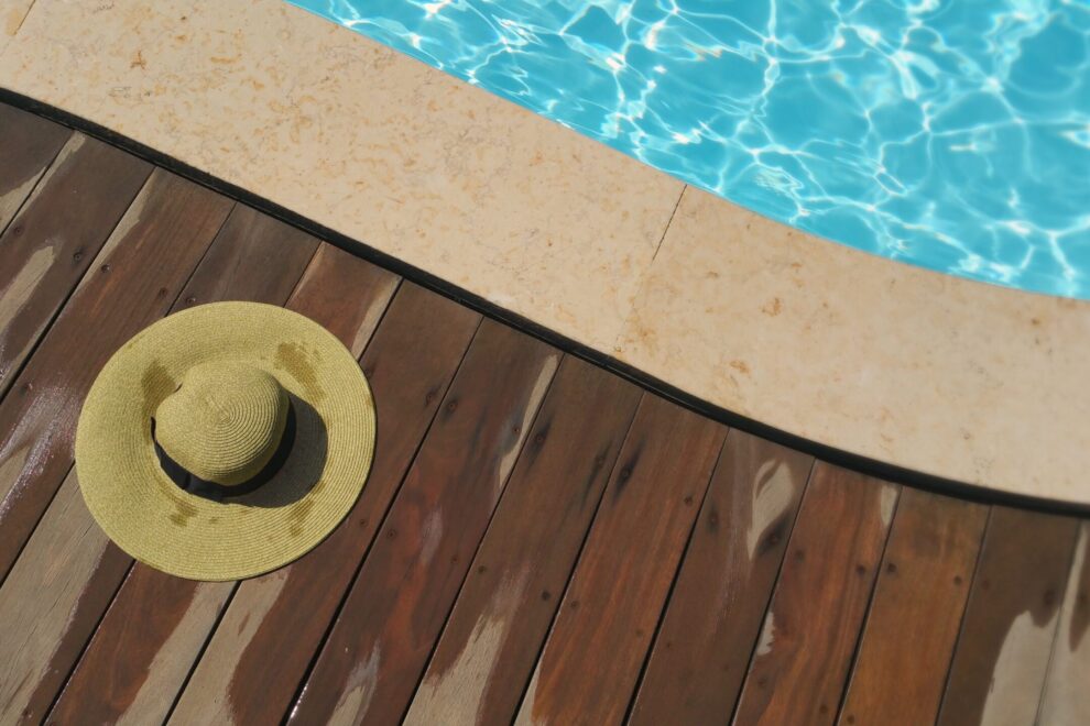 Consejos para el mantenimiento de la piscina en la temporada otoño-invierno Consejos para el mantenimiento de la piscina en la temporada otoño-invierno