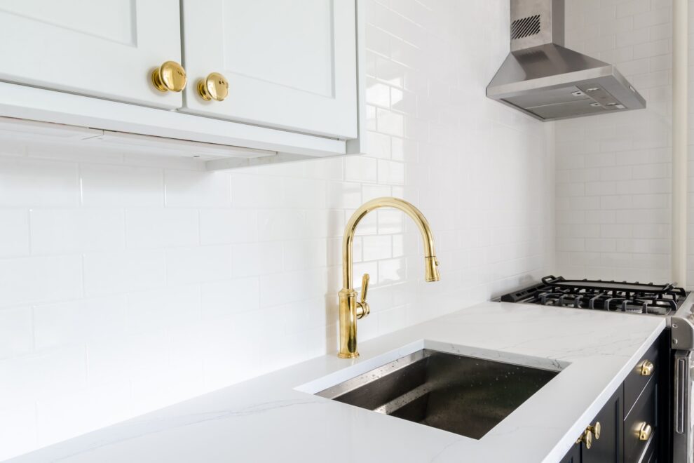 5 Consigli utili per scegliere il rubinetto da cucina perfetto 5 Consigli utili per scegliere il rubinetto da cucina perfetto