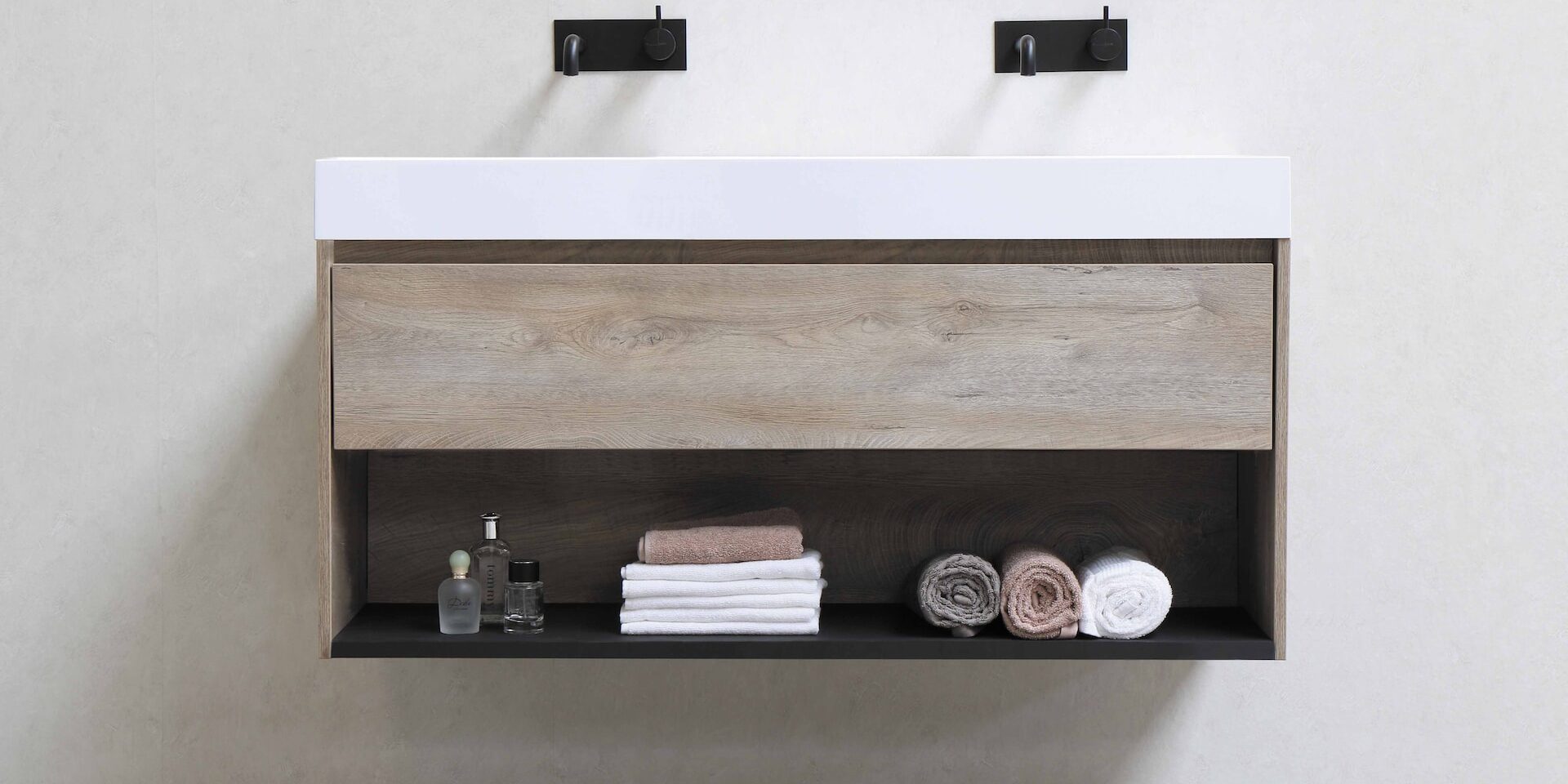 Opt for handcrafted furniture for your bathroom decoration